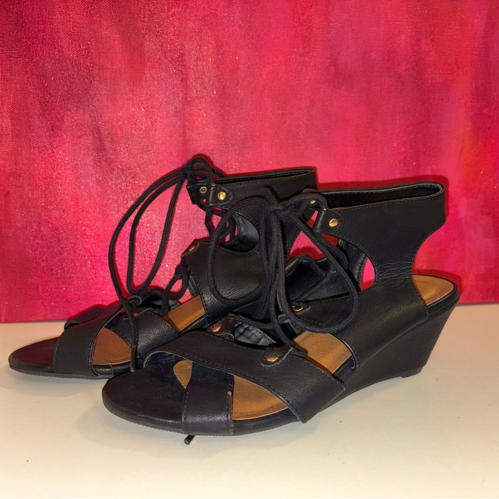 Cityclassified Black Strappy Wedge Sandals